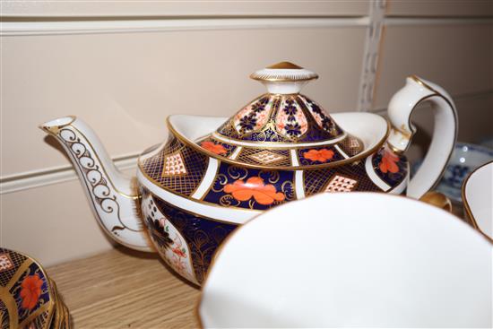 A Royal Crown Derby six-place tea service, Imari pattern no. 1128,